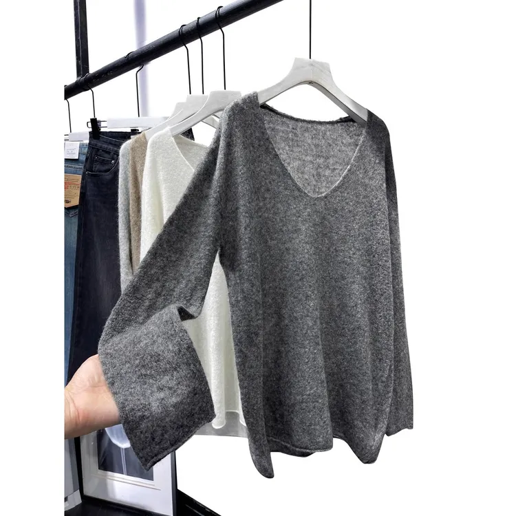 气质款强货！自留！露锁骨大V领针织衫女显瘦百搭慵懒风松驰感毛衣