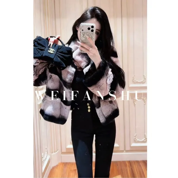 WEIFANSHU/魏凡舒【漫游塞纳】秋冬新款黑粉撞色进口獭兔毛皮草外套