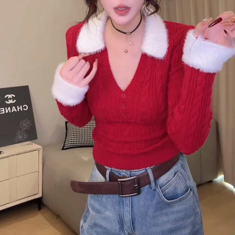 时尚设计感袖口拼接毛毛V领针织衫秋冬新款百搭套头长袖毛领上衣