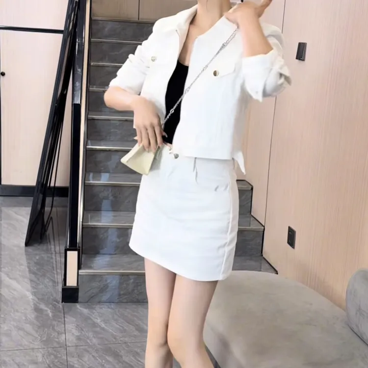 新款时尚洋气精品百搭女装Y1512