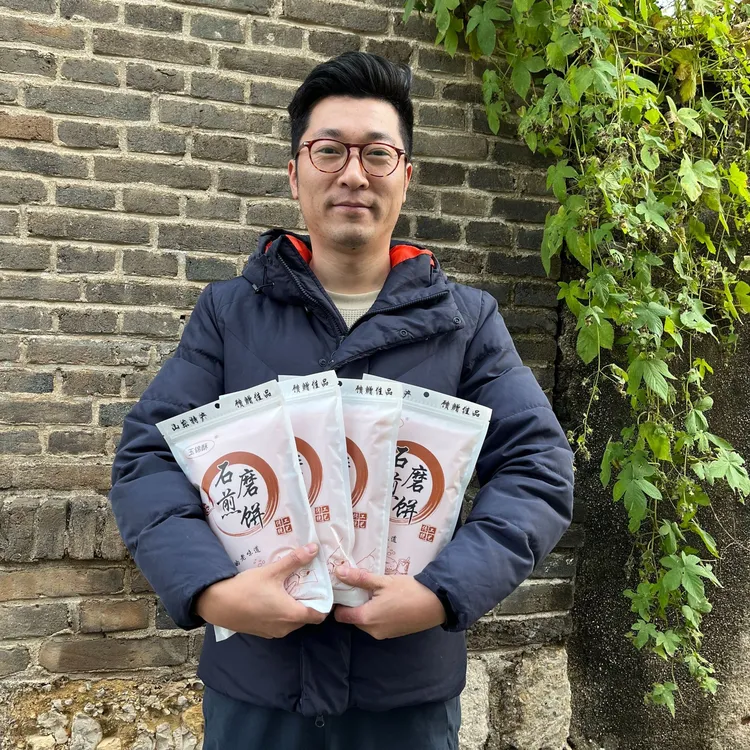 大米软煎饼山东大煎饼石磨煎饼小米大米玉米火龙果红枣荞麦煎饼