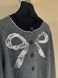 A401-06厚款女蝴蝶结修身型常规毛针织衫黑色时尚针织衫 8653