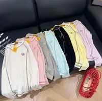 【冯七七】爱心CALL多巴胺刺绣打底衫