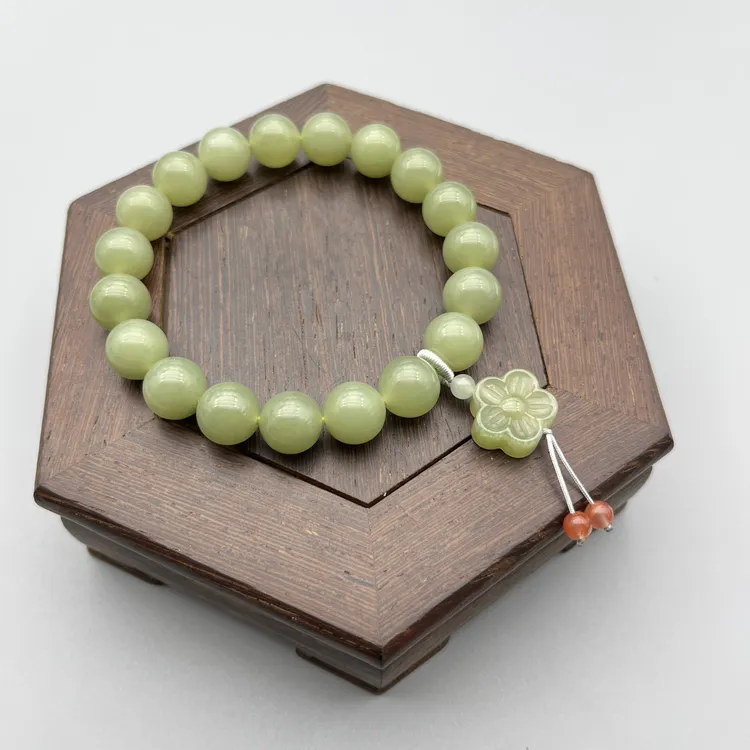Y067-和田玉10mm搭配花朵提溜女款单圈手串
