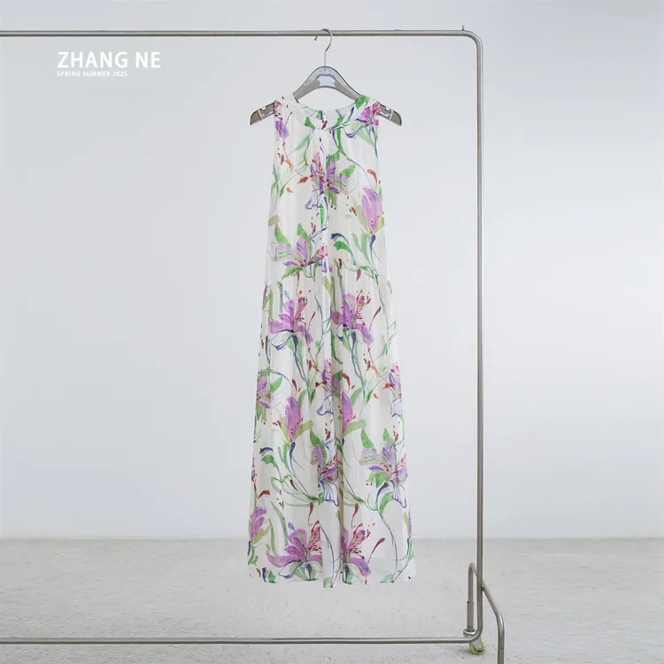 【ZHANG NE】夏季天丝百合碎花花园风女士无袖连衣裙-25052012352