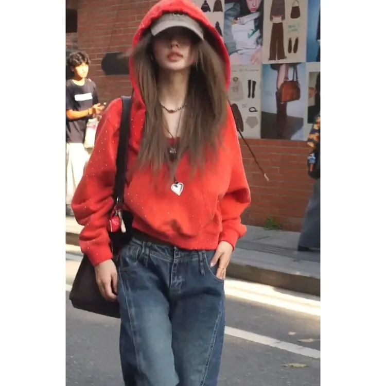 美式慵懒chic上衣独特超好看宽松炸街洋气显瘦红色细闪连帽卫衣秋