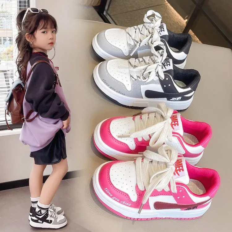 草莓熊女童鞋子秋季新款儿童运动鞋aj童鞋低帮男童休闲板鞋潮750