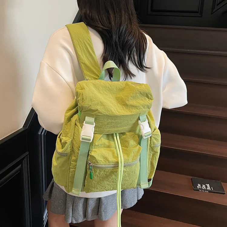 帆布双肩包女大容量休闲百搭学生上课书包户外运动登山包旅游背包