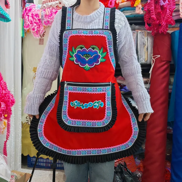 贵州新款民族围裙爆款厨房专用时尚可爱防尘防污工作服自产自销