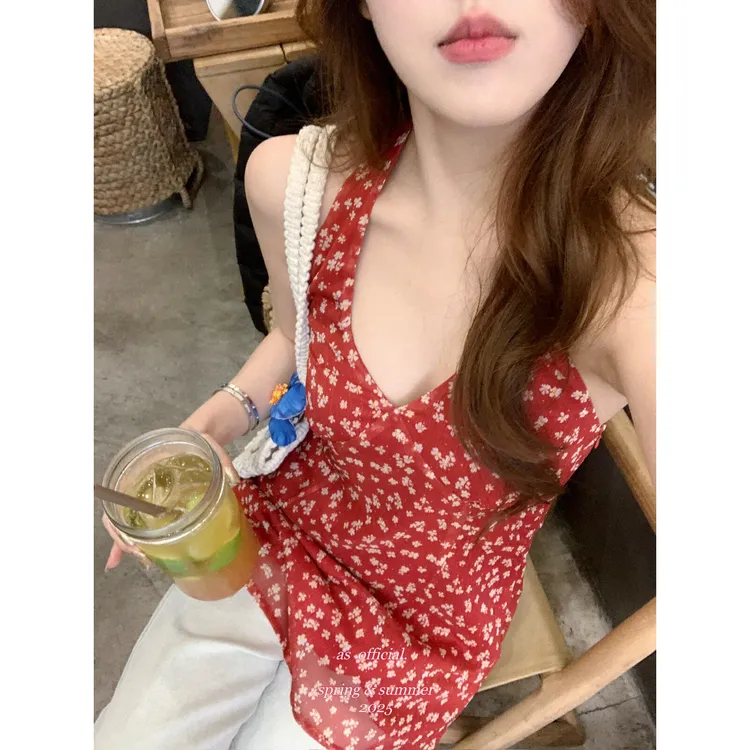 OFFICIAL】明媚又显白•红色碎花挂脖绑带设计小衫背心22890#MXN