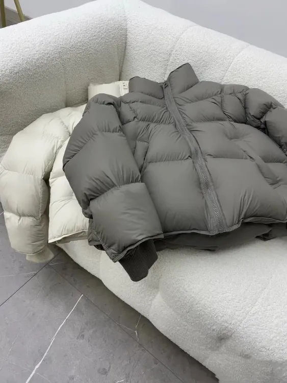 小个子云感泡芙设计感优质95白鸭绒极简百搭短款洋气显瘦纯色冬