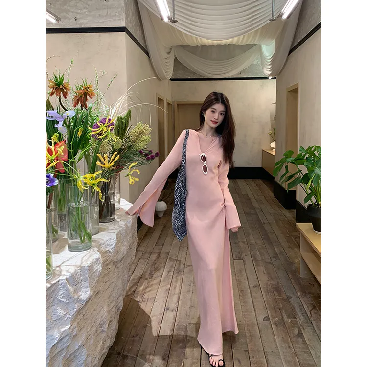 高级感法式v领开叉亚麻连衣裙女春夏新款收腰显瘦别致绝美长裙子