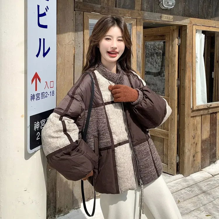 短款立领拼接九宫格羽绒服女冬季2025新款小个子设计感白鸭绒外套