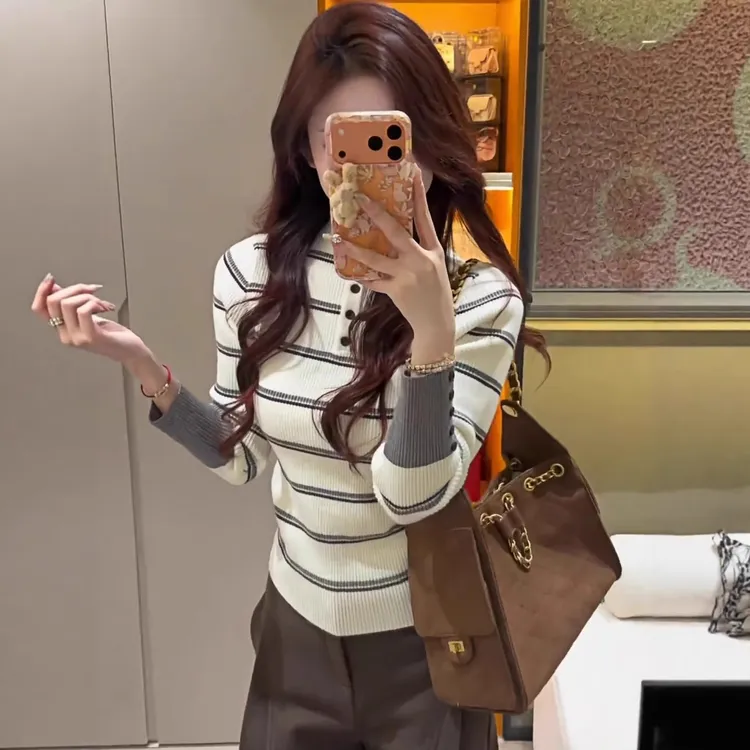 时尚半高领撞色条纹针织衫女秋装新款修身显瘦拼接内搭打底上衣潮