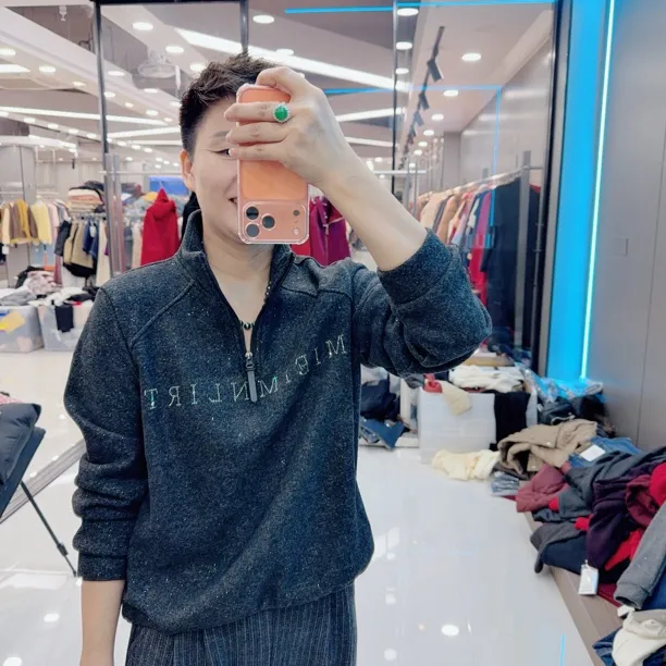 时尚爆闪加绒半拉链立领冬季上衣5610品