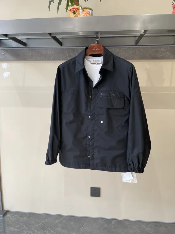 迪卡里奥费雷《DIKALO FERRE》春夏时尚款外套