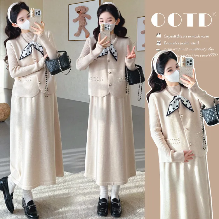 2025秋冬季新款洋气孕妇装韩版时尚丝巾气质减龄马甲软糯打底套装