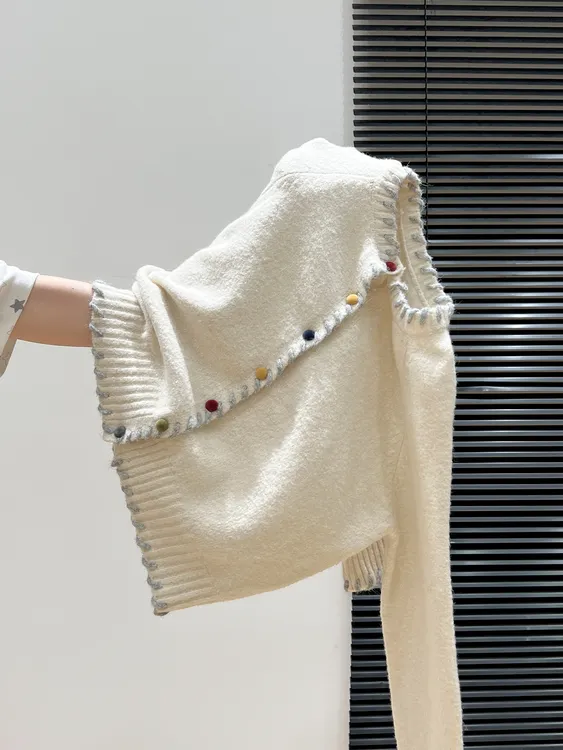 彩扣加厚针织毛衣外套女2025秋冬季慵懒风宽松设计感长袖开衫上衣