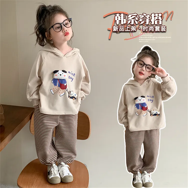女童运动套装儿童春秋季新款女宝宝洋气连帽卫衣小女孩休闲两件套