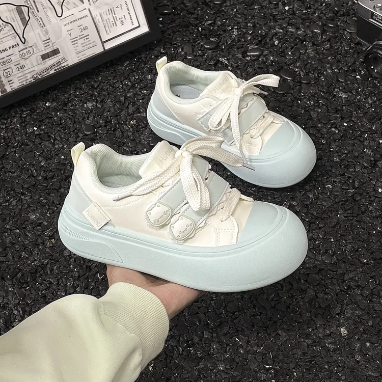 环球魔术贴小白鞋女2025新款秋季多巴胺女鞋小众设计学生运动板鞋