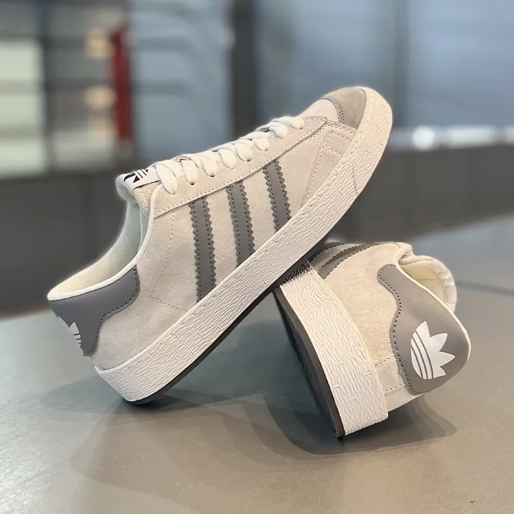 dqvo潮鞋三道杠2025新款男鞋真皮透气经典百搭时男超轻真皮小白鞋