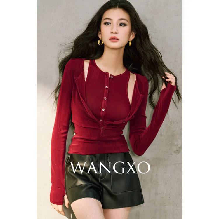 WANGXO  醋酸撒银针织假两件气质上衣250771W