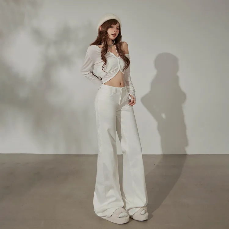 JWUW秋冬白色复古高腰加绒喇叭牛仔裤女微喇显瘦百搭拖地垂感长裤