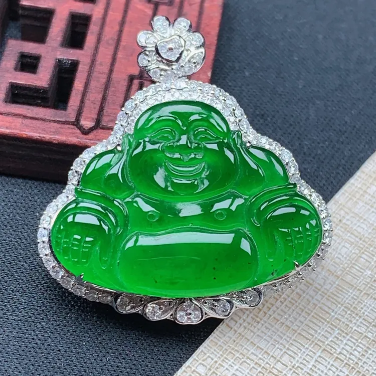 镶嵌18K金伴钻危料纯天然翡翠玉石老坑冰种阳绿佛公吊坠送礼