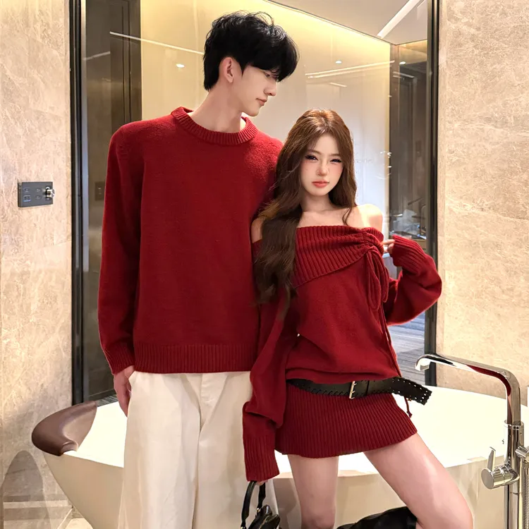 情侣装秋冬一裙一衣设计感法式圣诞风毛衣ins网红一字肩针织裙潮