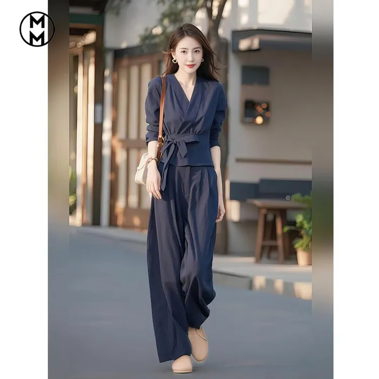 MM初春上班通勤松弛感穿搭随意慵懒风巨显瘦遮肉酷飒拽姐衬衫套装