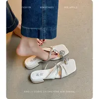 小众高级感凉拖鞋女夏季外穿2025新款粗跟法式水钻凉鞋大码女鞋41
