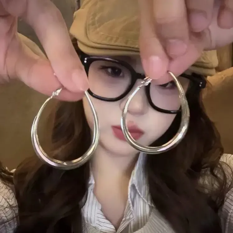 合金耳饰 甜酷辣妹素圈耳环