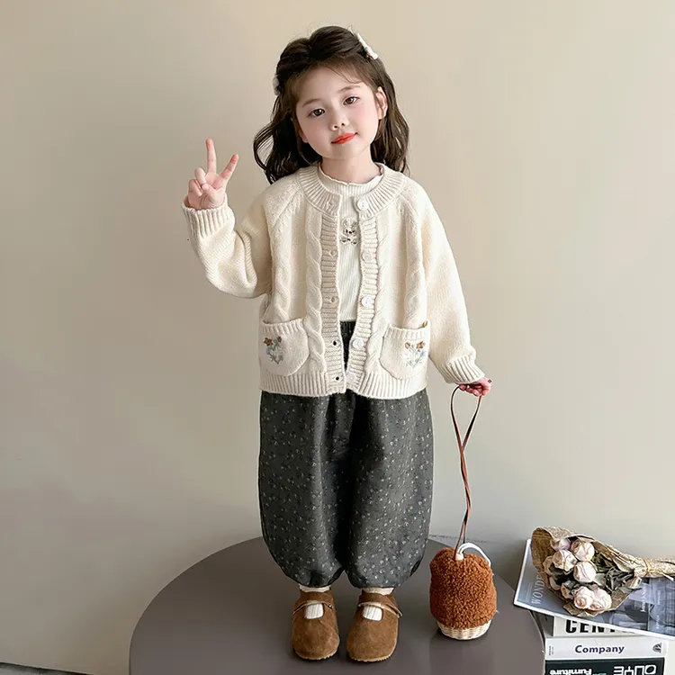 韩版女童森系刺绣毛衣休闲套装2025新款儿童秋装小女孩洋气两件套