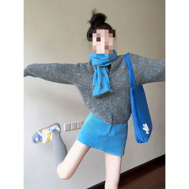 日韩系慵懒风复古波点毛衣外套女秋冬百搭配围巾针织开衫半身裙