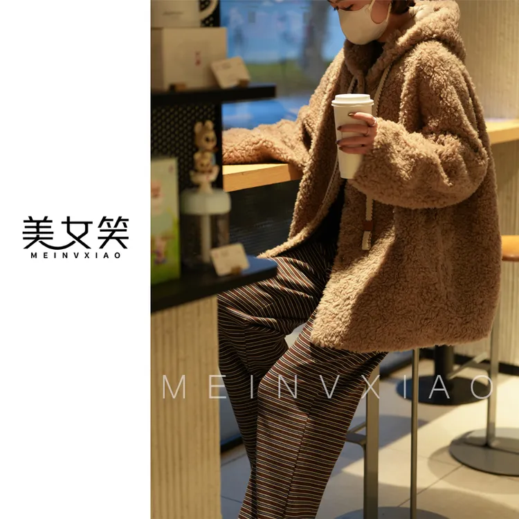 美女笑MNX【哈哈】100%绵羊毛连帽款宽松加厚保暖外套时尚冬款大衣
