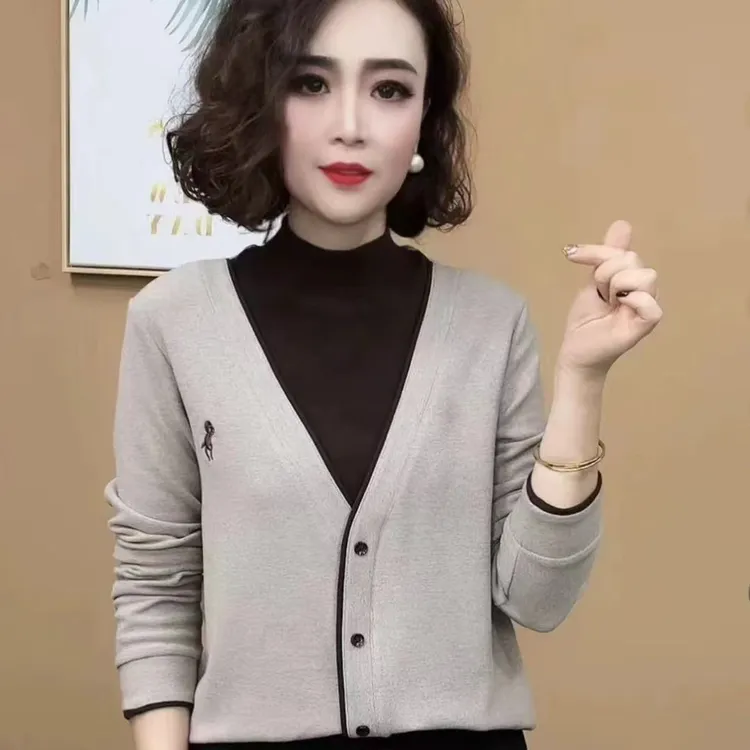 薄款2024新品时尚秋冬季加绒加厚气质半高领打底衫女士长袖假两件