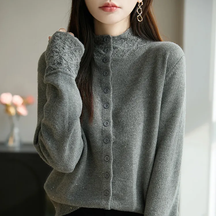 品牌撤柜正品秋冬新款羊毛衫半高领珠片开衫韩系轻熟风优雅上衣女