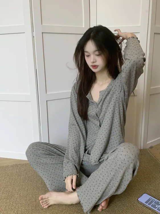 大码睡衣女ins睡衣休闲秋季碎花长袖长裤家居服套装薄款圆领长袖