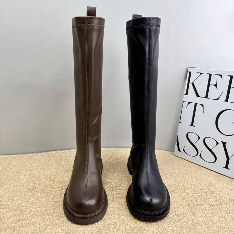 薄底显瘦长筒骑士靴子女鞋2024年新款秋冬季单里薄绒棕色高筒平口