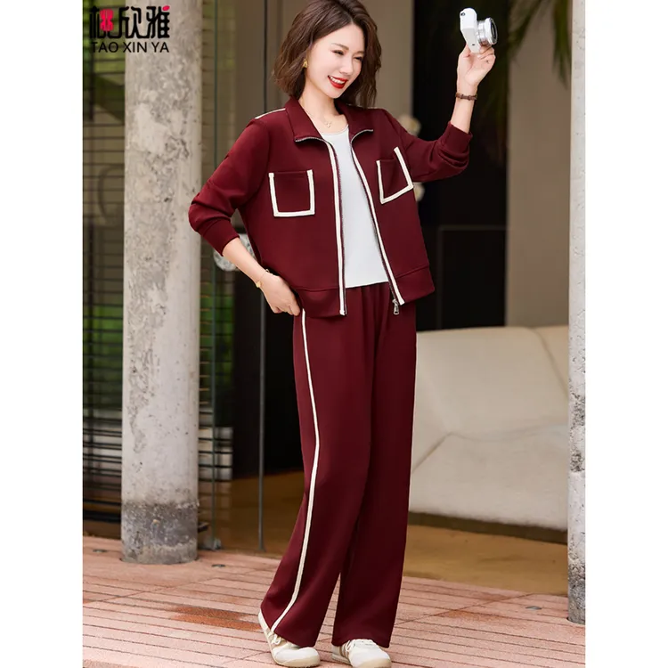 妈妈秋装运动服套装2025新款洋气中老年外套女春秋洋气时髦两件套