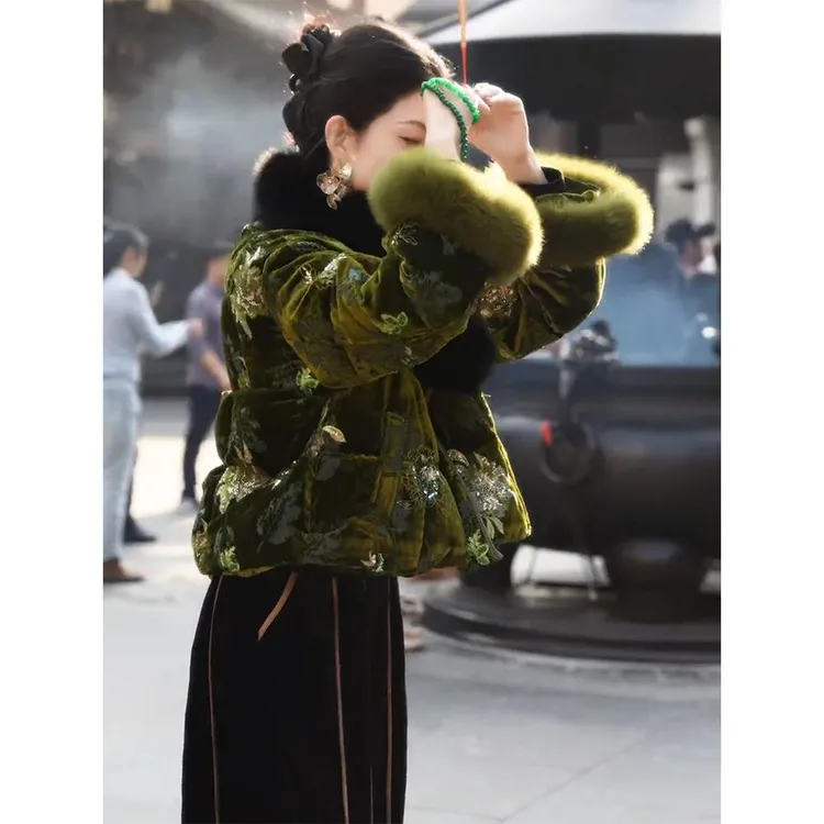 高级感新中式国风外套女2025年冬季新款今年流行爆款复古唐装棉服