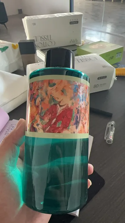 薰衣草天然花水纯露爽肤水保湿喷雾紧致收敛