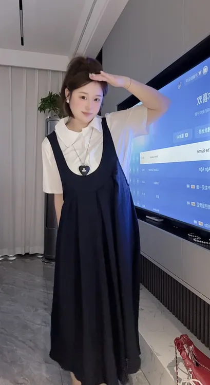 「小吴家」韩系学院风减龄背带裙衬衫上衣套装2025夏新款显瘦宽松