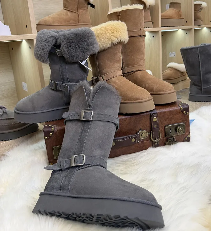 套筒时尚圆头加绒长筒欧美风时尚雪地靴保暖冬季