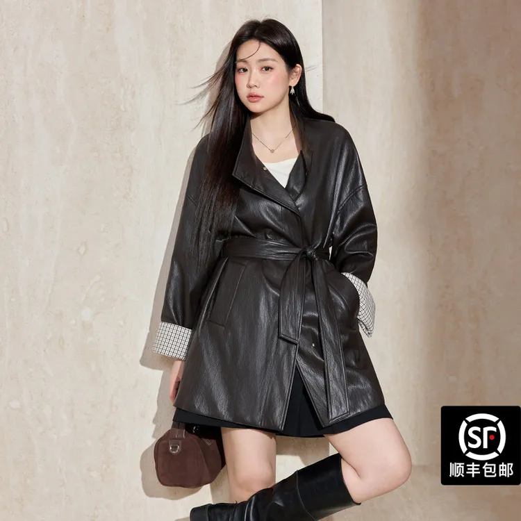 蓝语大码女装翻领廓形褶皱肌理PU皮衣2025秋季收腰系带外套23100