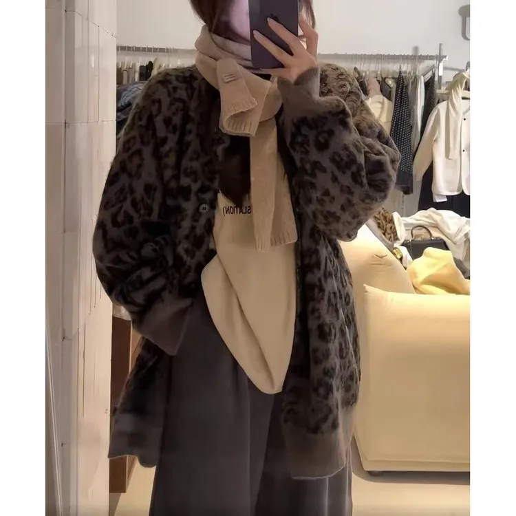 复古豹纹保暖毛衣外套女秋冬慵懒风宽松中长款小众针织开衫