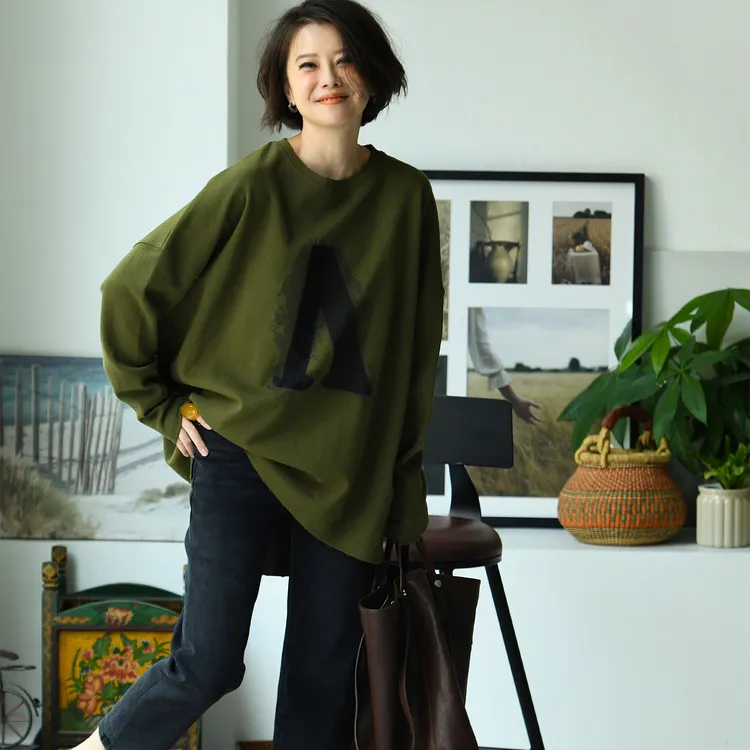 T0239C设计款休闲晕染字母蕾丝做旧前短后长宽松T恤上衣 米兰宣言