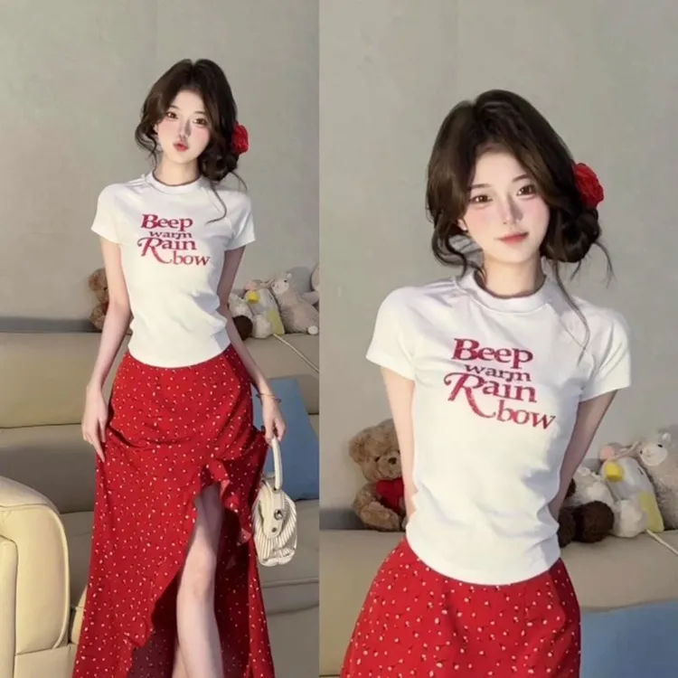 海边度假风套装女字母印花正肩短袖T恤夏季红色碎花半身裙两件套