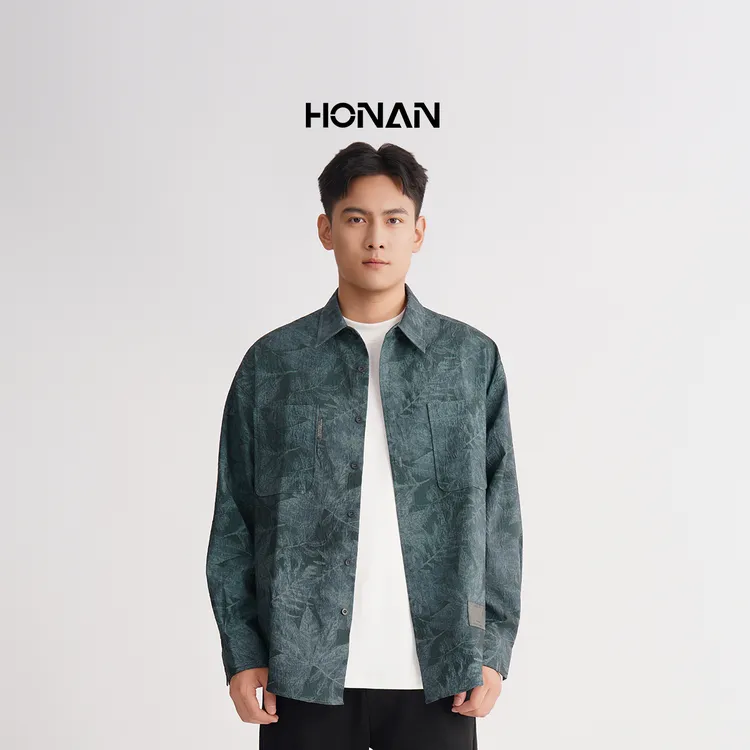 HONAN2025秋季时尚简约肌理感立体花织男长袖袖衬衫_1P13002