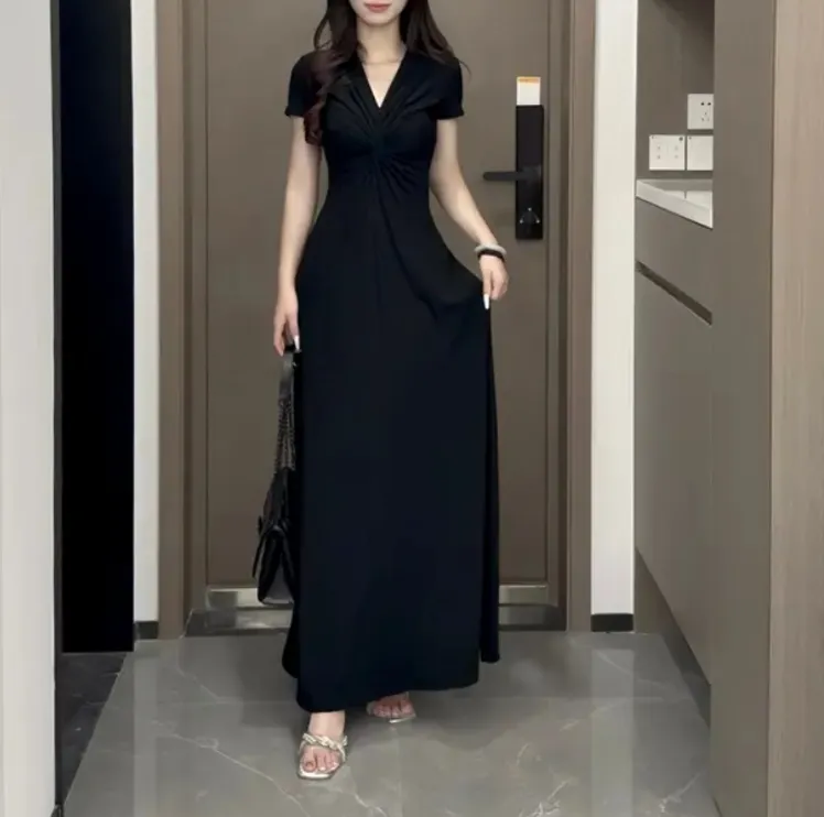 法式夏季V领后妈裙2025新款爆款收腰显瘦气质大摆长裙子x15